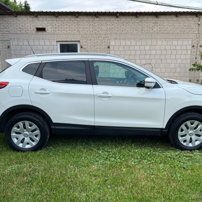 Sprzedam samochód osobowy Nissan Qashqa