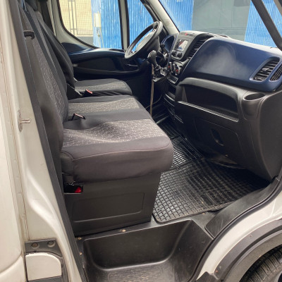 Iveco Daily 2018 Kontener + Winda UDT