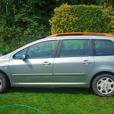 Peugeot 307 SW 2.0 HDi 90KM