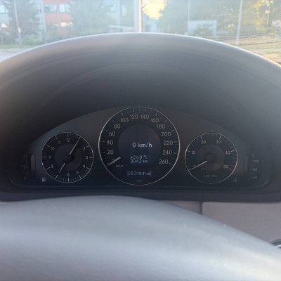 Mercedes-Benz CLK W209 2.7