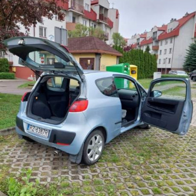 Mitsubishi colt 1.3 benzyna od kobiety