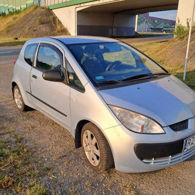 Mitsubishi colt 1.3 benzyna od kobiety