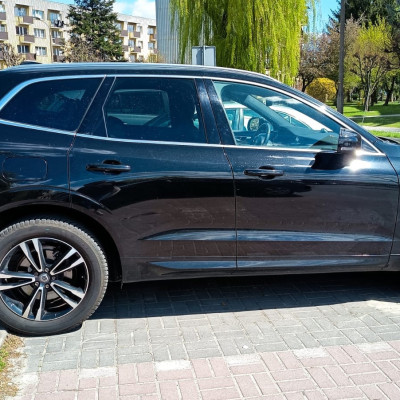 Volvo XC60 T6 Momentum 2018r