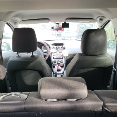 Peugeot 308 czarny brokat 2010 r