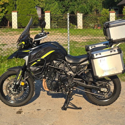 Benelii TRK702x