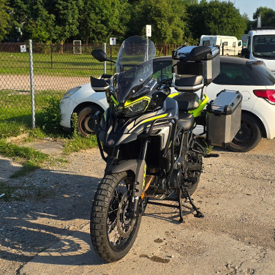 Benelii TRK702x