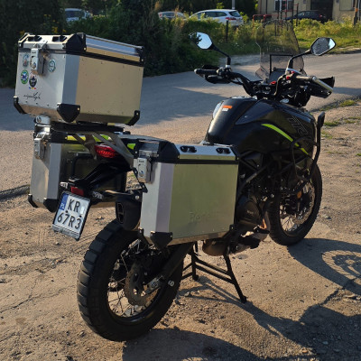Benelii TRK702x