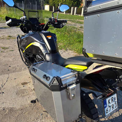 Benelii TRK702x