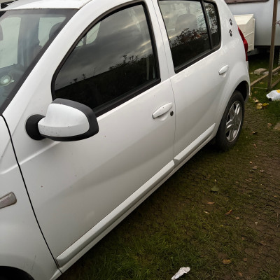 Dacia Sandero I 1.2 16V, OC i AC